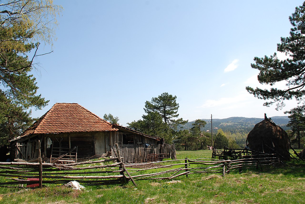 Stari katun na vrhu Golubac, foto: Vladimir Pecikoza / Wikimedia