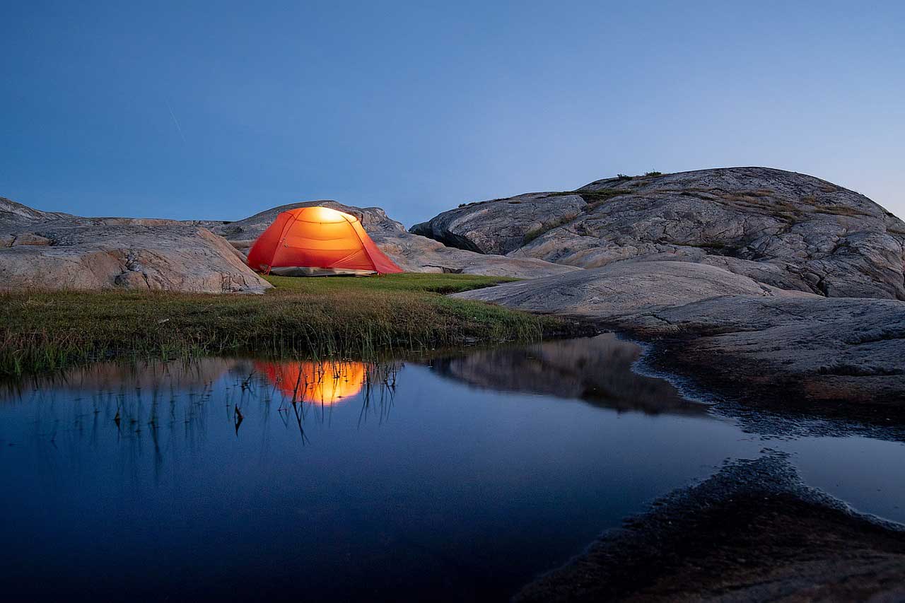 Šator kampovanje jezero