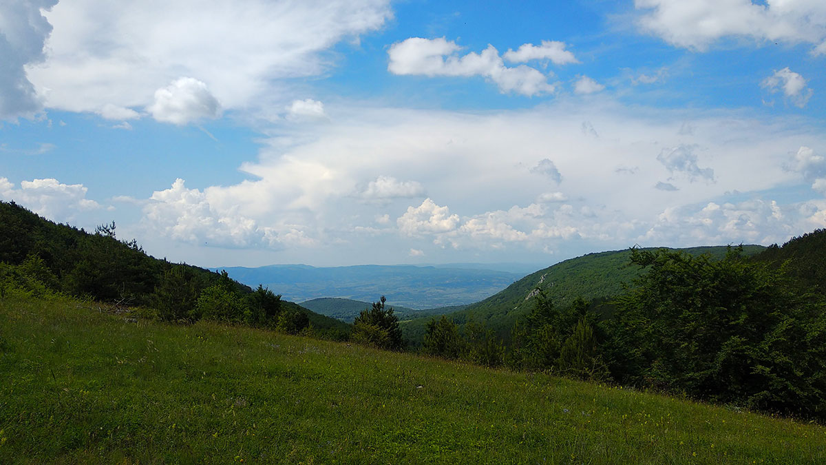 Obronci planine Devica i pogled ka Sokobanji, foto: Uroš Nedeljković