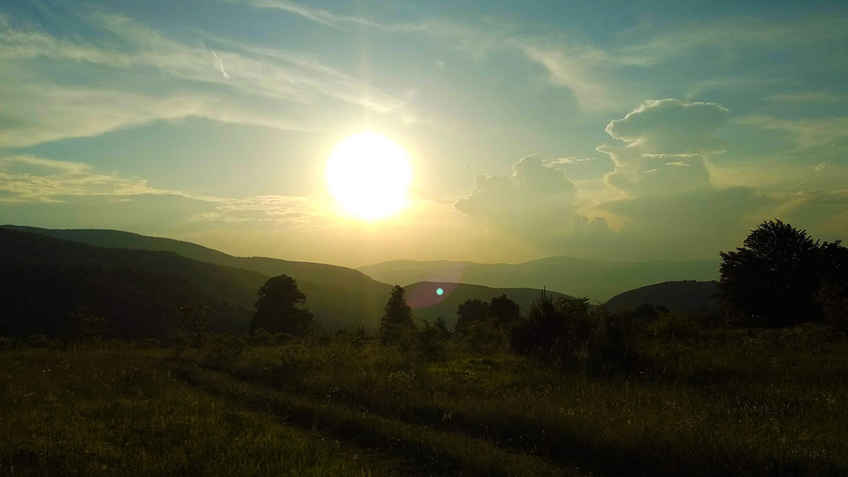 Možete biti nagrađeni i zalaskom sunca sa pogledom na Ozren, foto: Uroš Nedeljković