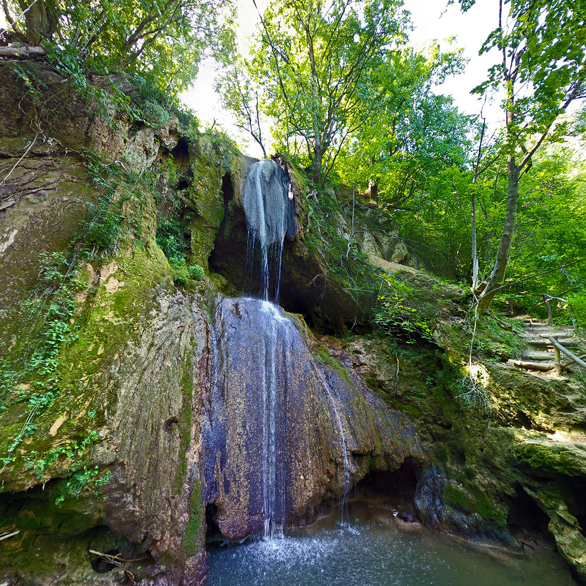 Vodopad Ripaljka nadomak Sokobanje, foto: Uroš Nedeljković